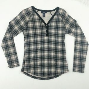 Chaps | Black And White Plaid Henley Size Medium